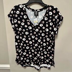 Bobeau Black White & Pink Sz S NWT Printed Women's Top